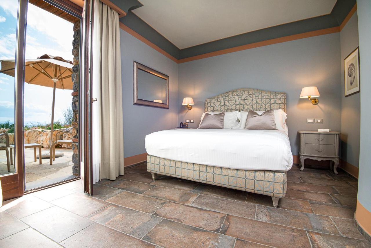 Castello Bonaria Wine & Spa Resort Кампилья-Мариттима Экстерьер фото