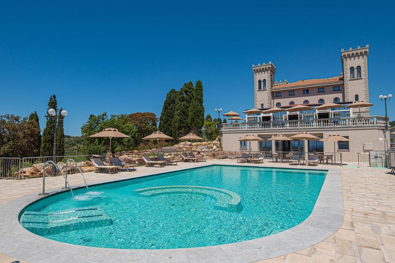 Castello Bonaria Wine & Spa Resort Кампилья-Мариттима Экстерьер фото
